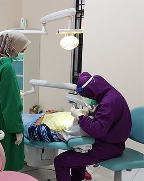 drg. Ayu Kartika Sari, Sp.KG, dokter gigi spesialis konservasi gigi